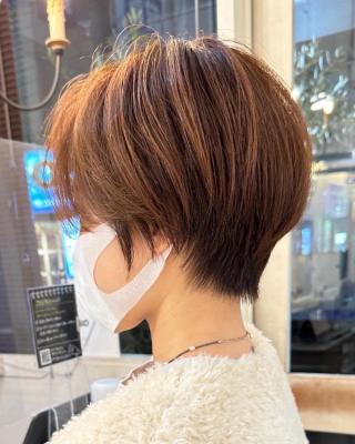 大人可愛い束感　耳掛けひし形小顔丸みショートボブ【近藤】横浜