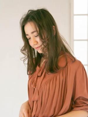 三軒茶屋_レディース_セミロング_ブラウン_コテ巻き_カット 三軒茶屋_レディース_セミロング_ブラウン_コテ巻き_カット