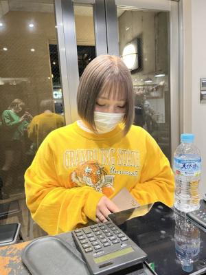 ショコラアッシュ　ヘルシースタイル　ふんわりカール　