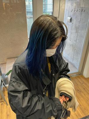 ホワイトグレージュ　ボブルフ　くすみブルー