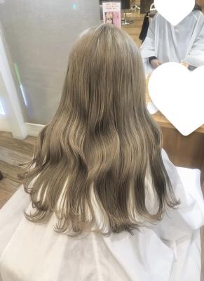 大人気ミルクティーグレー