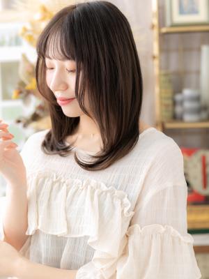 黒髪バレイヤージュ小顔内巻きエアストレート　ダークアッシュ
