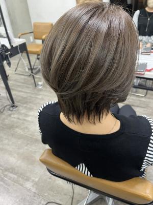 白髪ぼかしハイライトイルミナカラー池袋