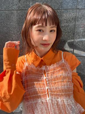 《サナ》