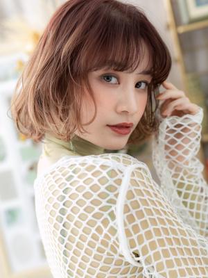春パーマシースルーバングくせ毛風波巻きボブ　ワイドバング