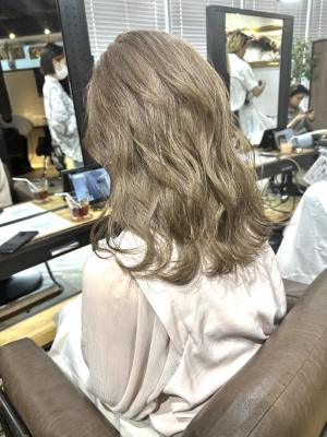 ショコラアッシュ　ヘルシースタイル　ふんわりカール　大人