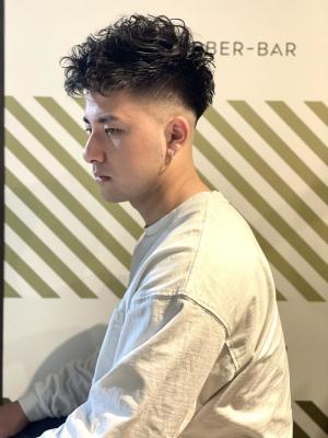 大人の外国人風癖毛パーマ【BARBER-BAR】