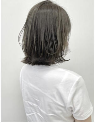簡単スタイリング！くびれロブ ミディアムヘア３のイメージ画像