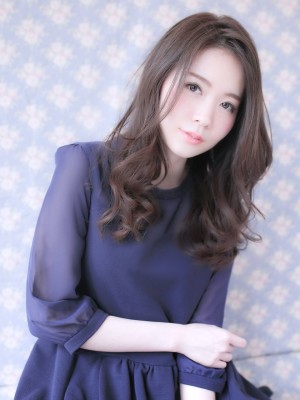 大人かわいい☆小顔スポンテニアスカール
