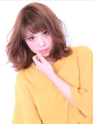 動きが際立つ☆ランダムカールボブ