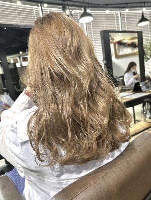 ショコラアッシュ　ヘルシースタイル　ふんわりカール　大人