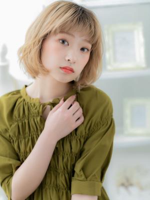外国人風ハイトーンカラーゆるふわ小顔ボブ　春パーマ