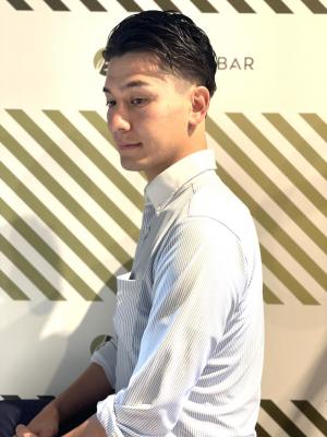 大人のサイドパートスタイル【BARBER-BAR】