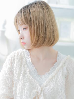 うるツヤミルクティーベージュ韓国風大人ボブ ハイトーンカラー うるツヤミルクティーベージュ韓国風大人ボブ ハイトーンカラー