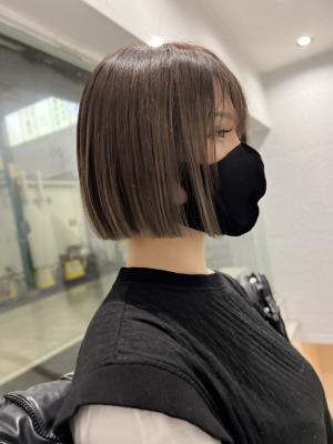 ぱつっとボブ グレージュ ぱつっとボブ グレージュのイメージ画像
