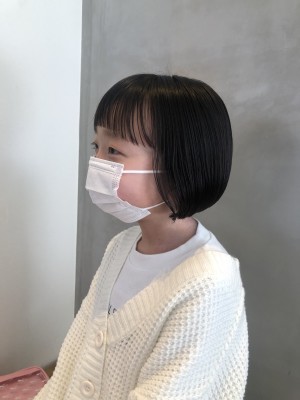 ショートボブ