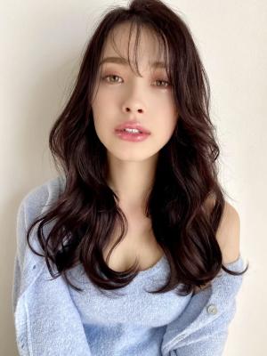 韓国風レイヤーヘアエギョモリシースルーバングくびれヘアのイメージ画像