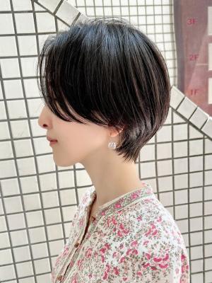 大人ガーリーハイライトチョコレートハンサム丸みショート横浜