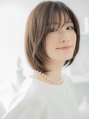 大人ハイライト艶カラーショートマッシュボブ　アースカラー
