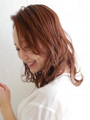三軒茶屋_レディース_セミロング_ピンクブラウン_コテ巻き
