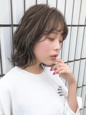 三軒茶屋_レディース_ミディアム_グレージュ_コテ巻き_ボブ