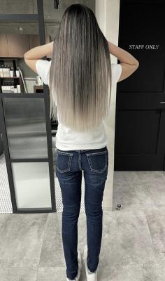★ロングヘアに映えるバレイヤージュ★