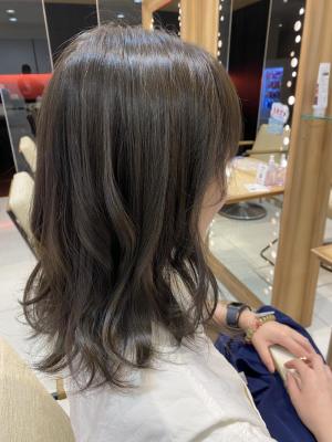 グレージュカラー