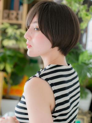 オリーブグレージュ大人ボブ束感ショートも◎ ヘルシースタイル オリーブグレージュ大人ボブ束感ショートも◎ ヘルシースタイル