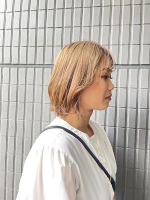 ミルクティーベージュ