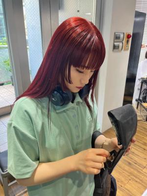 斜めバンググレージュカラーデザインカラー　シルキーベージュ　