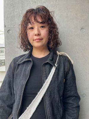 斜めバンググレージュカラーデザインカラー　シルキーベージュ　