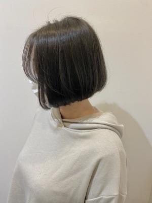 前下がりボブ