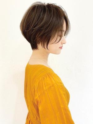 20代30代40代大人可愛い耳掛けひし形くびれ丸みショート