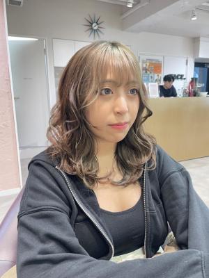 インナーベージュ
