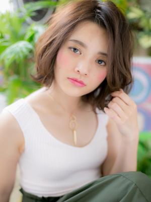 くせ毛風♪ニュアンス前下がりボブディ　斜めバング