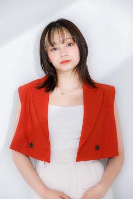 前髪インナーカラー×ナチュラル外はね