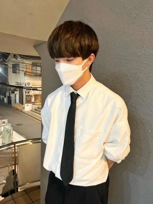 束感ショート　波巻き　ハイライト マッシュパーマ
