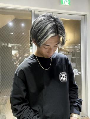 束感ショート　波巻き　ハイライト マッシュパーマ