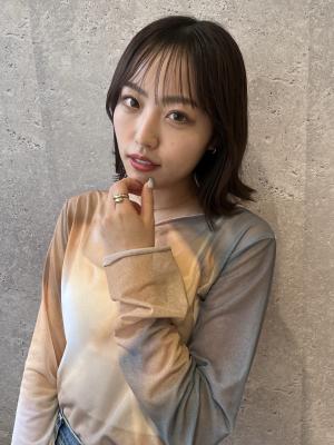三軒茶屋_レディース_ミディアム_ボブ_ブラウン_コテ巻き 三軒茶屋_レディース_ミディアム_ボブ_ブラウン_コテ巻きのイメージ画像