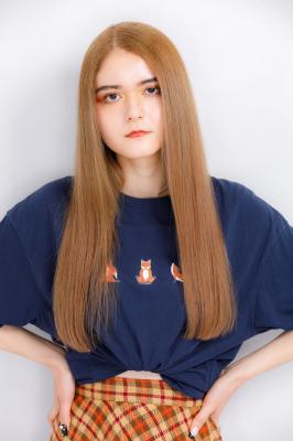 ツヤ髪×ナチュラルロング