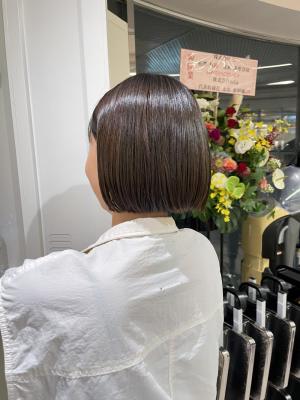 切りっぱなしボブ