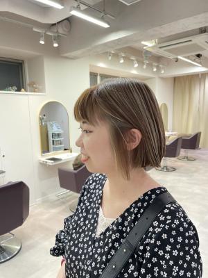 前髪インナーカラー　デザインカラー