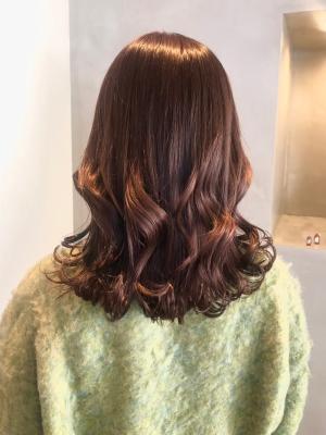 ラベンダーグレージュ　くびれヘア　20代30代
