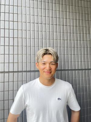 ホワイトグレージュ