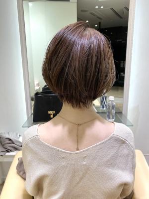 大人可愛い丸みとくびれのショートヘア/20代/30代/40代 大人可愛い丸みとくびれのショートヘア/20代/30代/40代