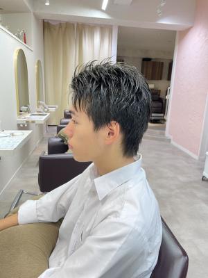 マッシュパーマメンズライクミルクティーアッシュハイトーン