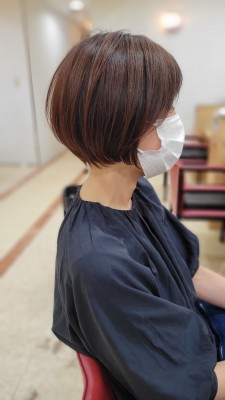 顎上丸みショート