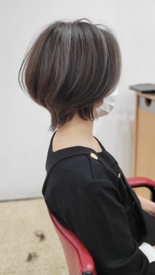 くびれショートカット