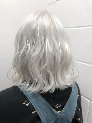 【OREO.coco】ホワイトカラー　　モードヘアのイメージ画像