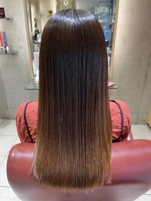 ツヤツヤストレートヘアで－5歳